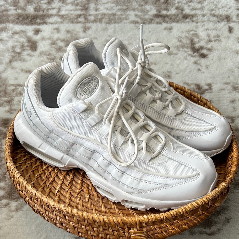 Nike Air Max 95 Triple White Sneakers